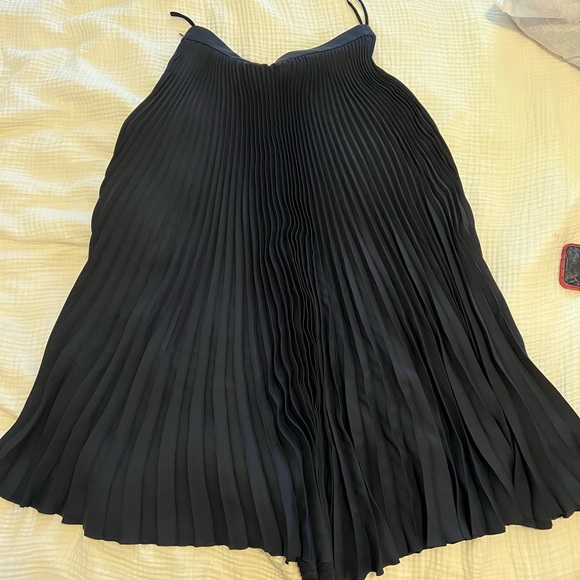 Tory Burch Black Pleated Tory Burch Skirt - Picture 1 of 3